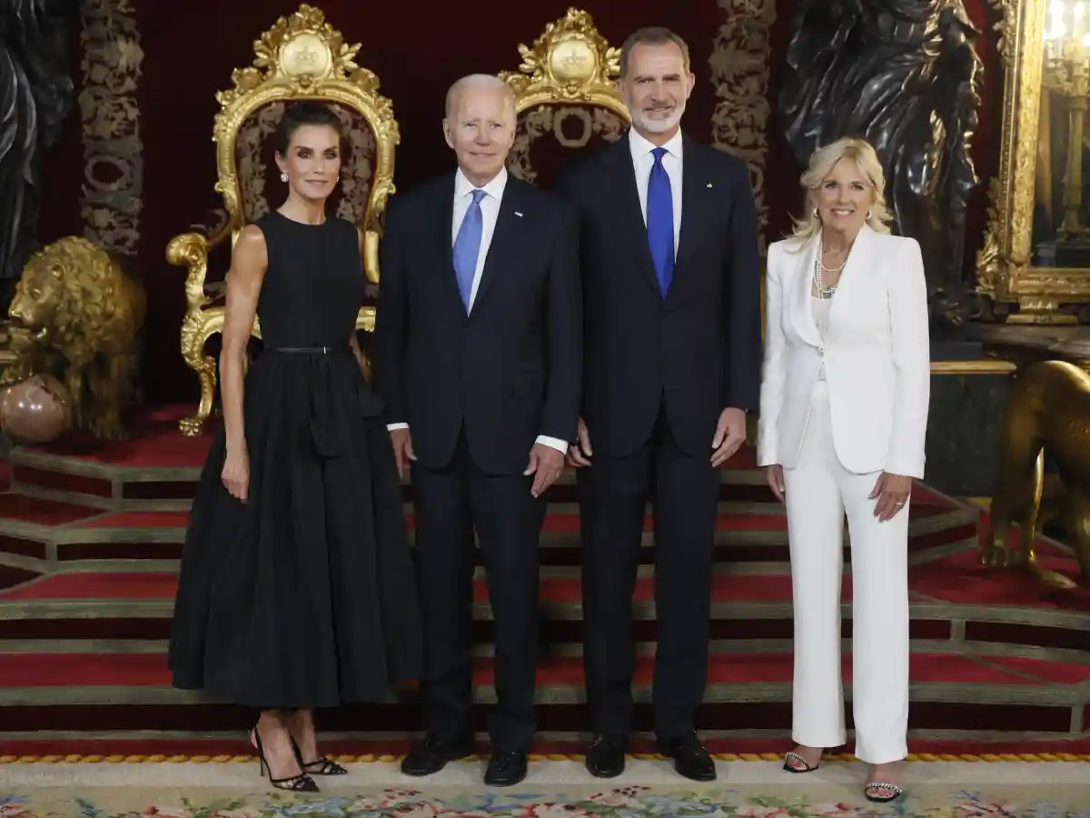 Reyes de España y Biden - Real Madrid