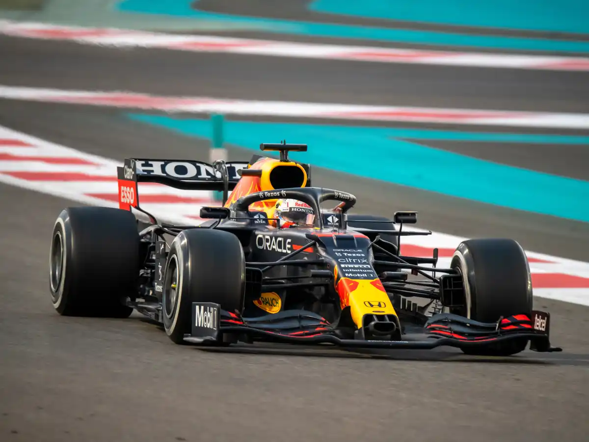 Max Verstappen- ⬆️ Click para Apuesta en línea 🔴 micasino.com