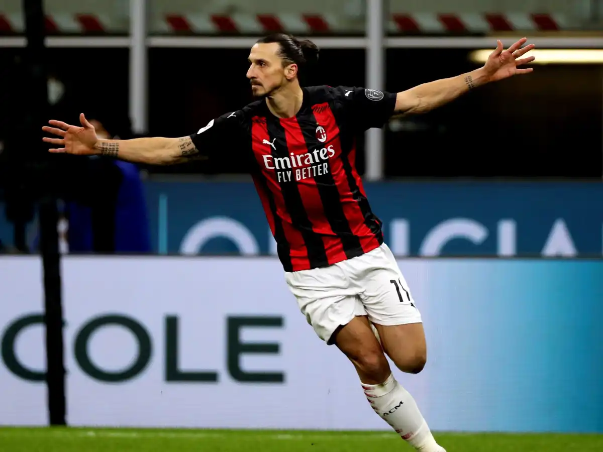 Zlatan Ibrahimovic AC Milán - ⬆️ Click para Apuesta en línea 🔴 micasino.com